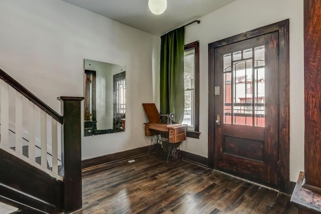 Luxe Mid-Century Styled Historic Townhouse #1 Villa Детройт Екстериор снимка